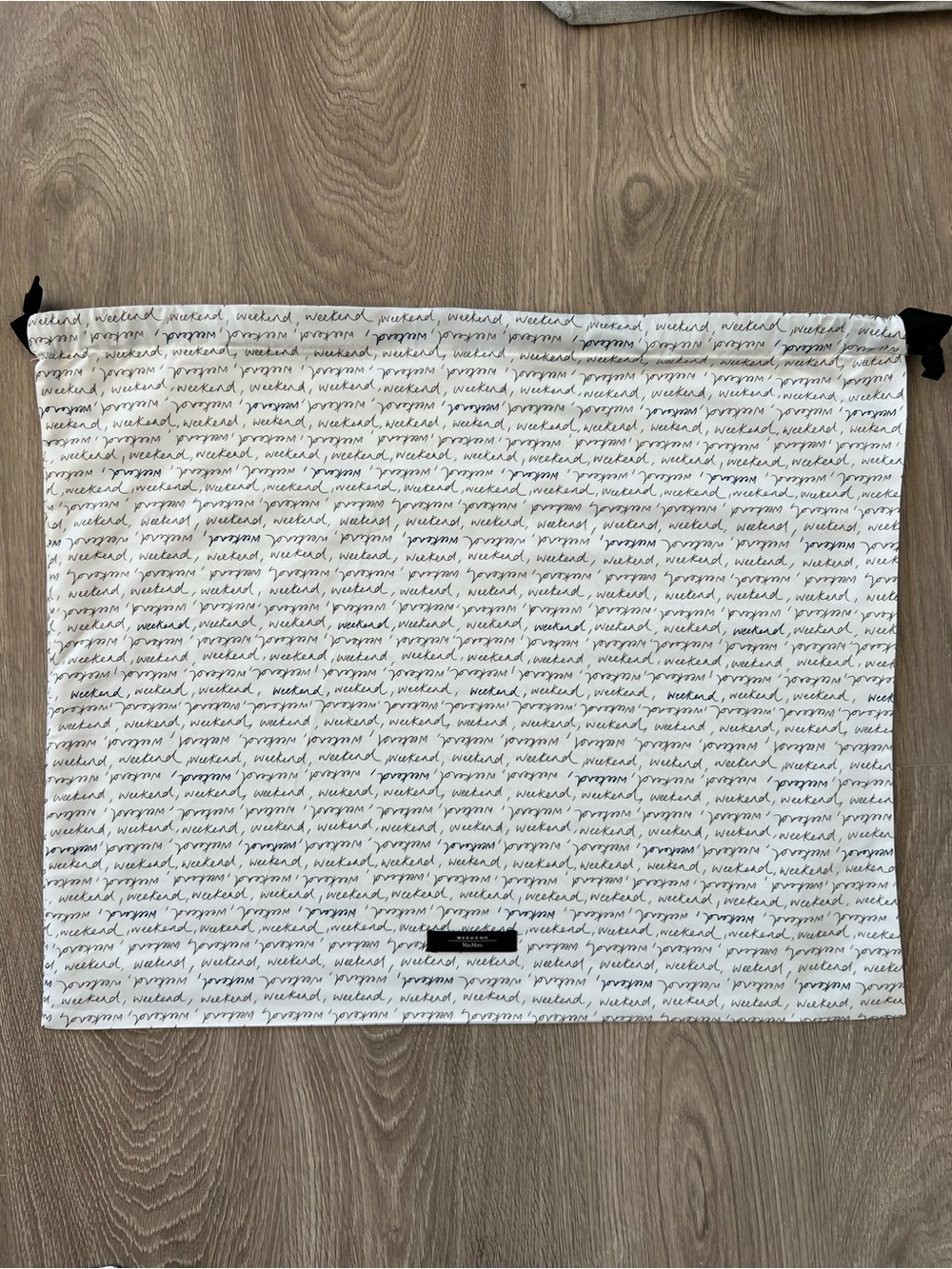 MaxMara Weekend dust bag (C715)